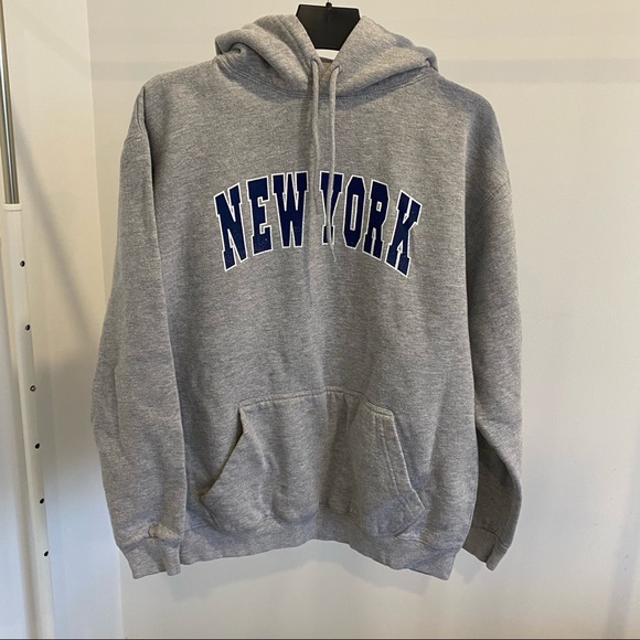 “New York” Hoodie - Picture 1 of 4